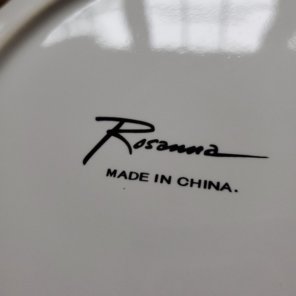 Rosanna Set of Four 8" Vintage High Heel Dessert Plates in Box - Picture 10 of 13